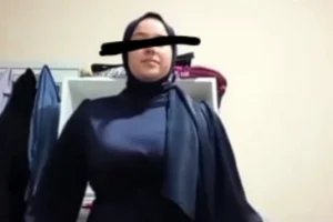 Türbanlı Kızın Videoları