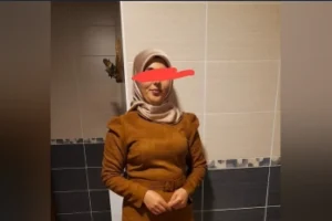 Türbanlı Olgun Kadın