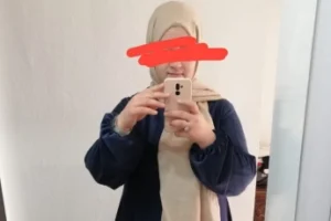 Evli Türbanlı Hatun