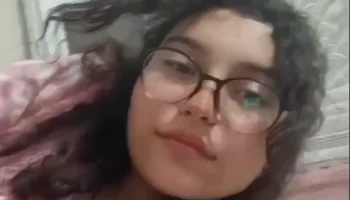 Genç Güzel Kızdan Videolar