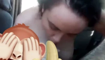 Köylü Hatun Arabada