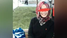Tatlı Türbanlı Genç Kız
