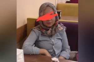 Türbanlı Milf