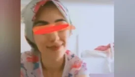 Türbanlı Genç Kız
