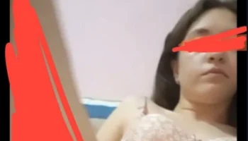 18'lik kız sevgilisi için neler sokuyor