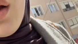 23 yaşındaki türbanlı kız