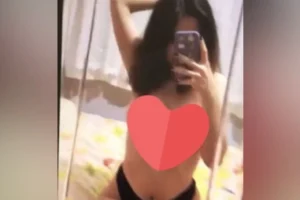 Böyle küt saçlı hatunlara da ayrı bi hastayım