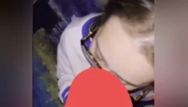 Bu kız tiktokta unluymuş 7-8 tane videosu var içerikte
