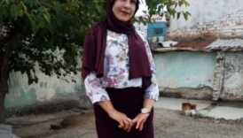 Effsane Evli Türbanlı Çiçek