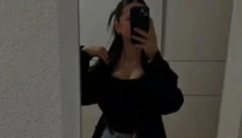 Esmer Çıtırdan Sakso Ve Sikis