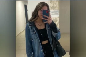 Güzel Fizikli Z Kuşağı Yaren