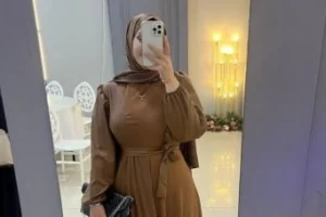 Güzel tombul türbanlı kızın arşivi