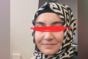 Güzel türbanlı Selma