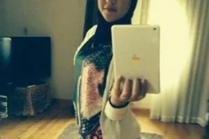 İsmi Ebru'ymus başka bilgi yok