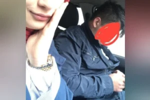Türbanlı Tuğçe ve nişanlısı
