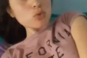 Takipçimiz ve Utangaç Sevgilisi