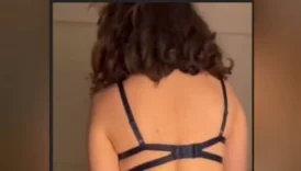 Ada Kucakta Fena Zıplıyor