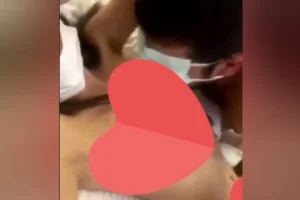 Bakire İkbal Önden Sokturmam Bakireyim Diyor