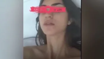 Yüzü açık pembe amcıklı hatun