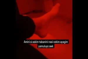 Z Kuşağı Hatundan Harika Amcık ve Memeler (Ayak İçerir)