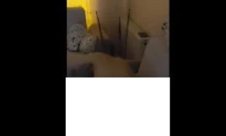 Adamın Karısını Sesiz Sedasız Sikiyor