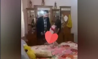 Ağa olacak şerefsiz köylülerden birinin genç kızını acımadan skiyor