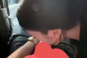 araba'ya atılmış üni birinci sınıf s*kso'sucu