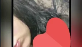 Arkadan manitasına verirken canlı yayın açıyor