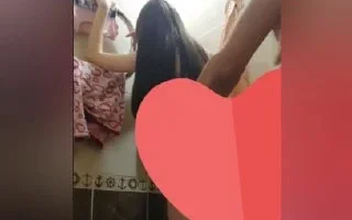 Bak abin öğrenirse ikimizde yanarız. Banyoda yengeyi fena sikiyor
