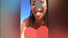 Bir zamanların televizyon ünlüsü Taner Tolga abimiz otel odasında kızıl saçlı bir mature düşürmüş