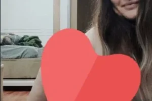 Dildo İle Takılmayı Seven Evli Hatun