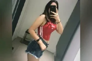 Fake Mağduru Olan İrem'in Efsane Arşivi
