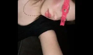 İsimsiz Güzel Göğüslü Hatun