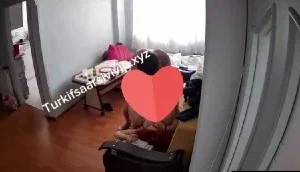 Kızıl Sedayı bekar evide pozisyondan pozisyona sokup skiyor
