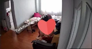 Kızıl Sedayı bekar evide pozisyondan pozisyona sokup skiyor