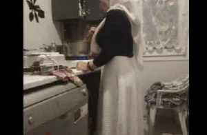Köylü Türbanlı