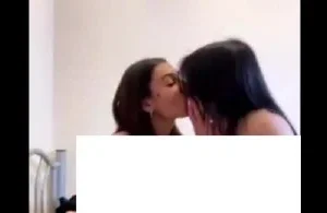 Lez Sevenler Seri Doluşsun Tam Sizlik Kaçırmayın