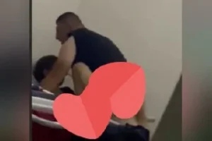 Mahallenin delisini escorta götürmusler