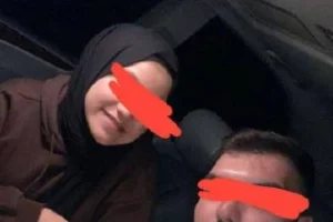 Nişanlı çiftin arşivi