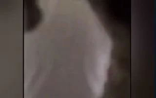 Okulun kaşarina sırayla sakso cektiriyorlar