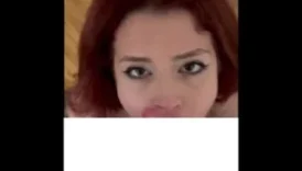 Ruju Dağılmış Kızıl Saçlı Gırtlağına Kadar Alıyor