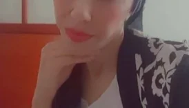 Türbanlı Karısını İfşalayan Gavat