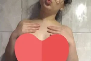 Türbanlı kızın minik nude ve sakso videosu