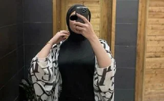 Türbanlı Selinay