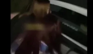 Z Kuşağı Gençler 2 Çıtırı Arabanın Bagajına Domaltmış Sikiyor
