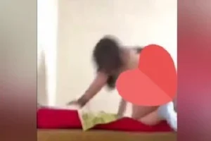 Z Kuşağından Bakire Gamze Kızlığını Sınıf Arkadaşına Veriyor
