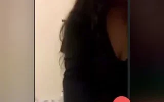 20 Yaşındaki Balıketli Kız Canlı Yayında Sakso Çekip Sikişiyor