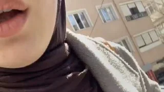 23 yaşındaki türbanlı kız