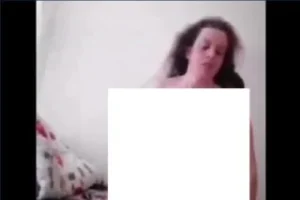 Denizlili mahalle muhtarı sert s*ktiği hatun yorulunca “buraya oturmaya gelmedik hadi devam” diyor