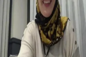 Dışarda Görsen Namuslu Dersin